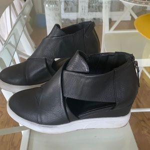 Zip up wedge sneaker